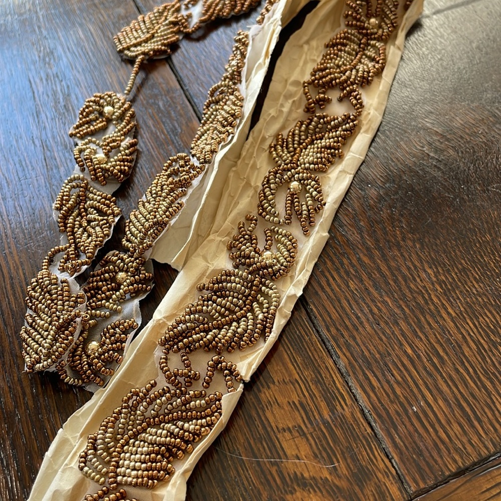 Copper beaded trim, gold/copper colored leaf motif, 18" (plus 10")